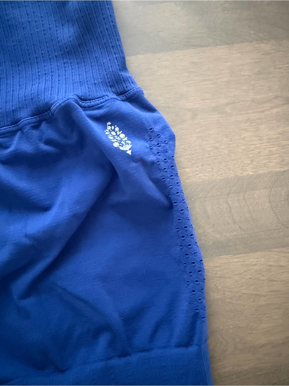 FP Movement Good Karma High Rise 2.75 inseam short size M/L
